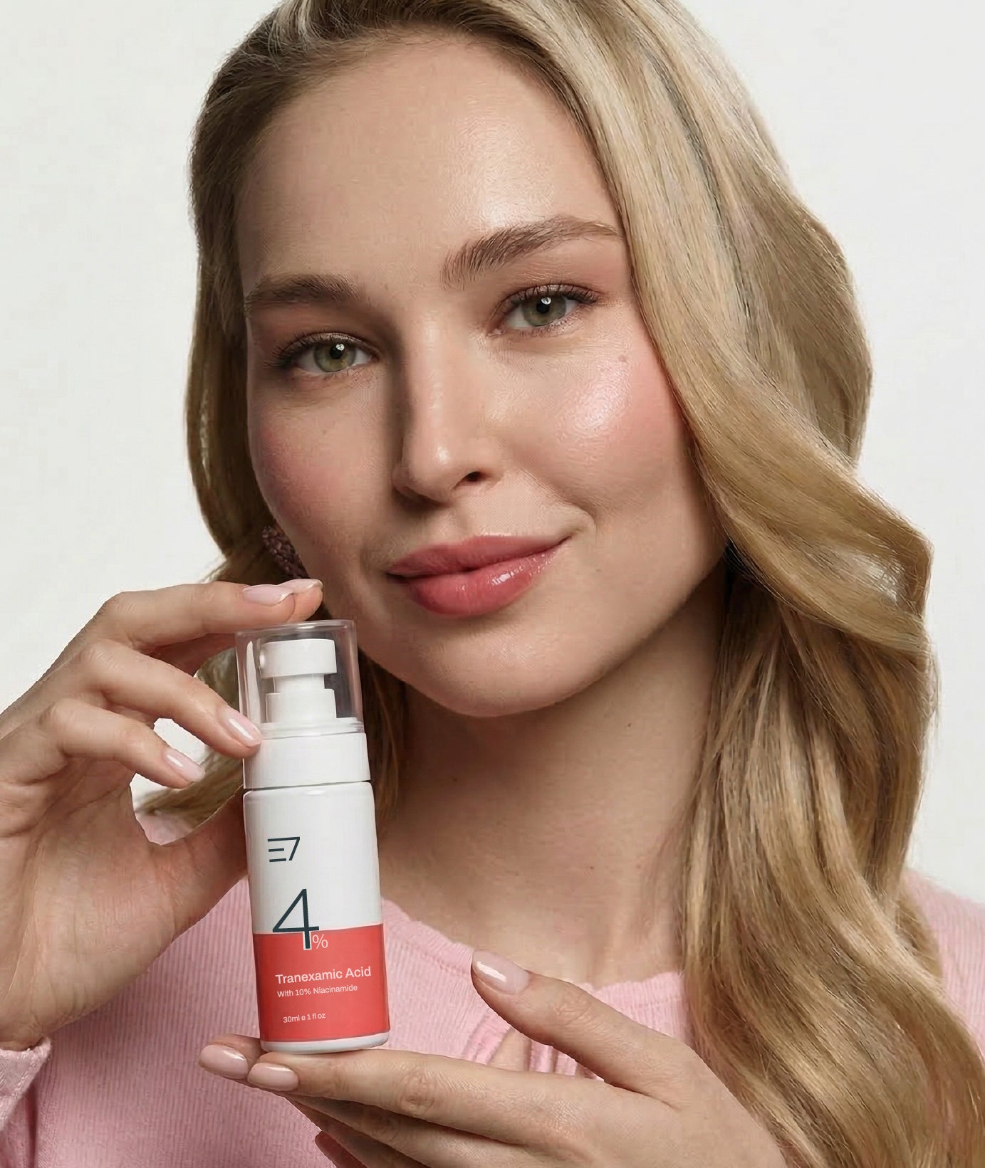 Tranexamic Serum Hover
